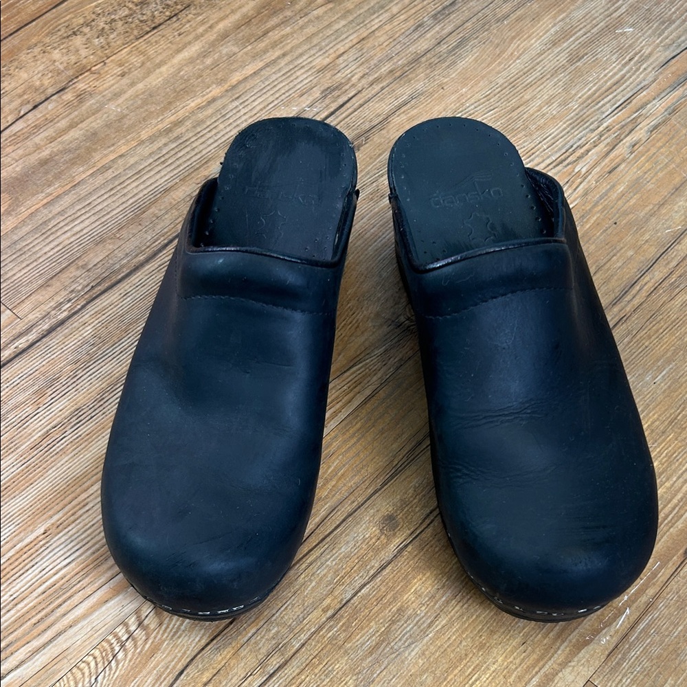 Dansko Clogs Size 37